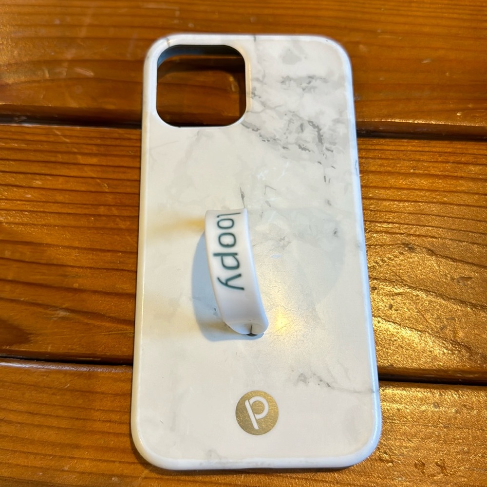 Loopy iPhone case with duster!
